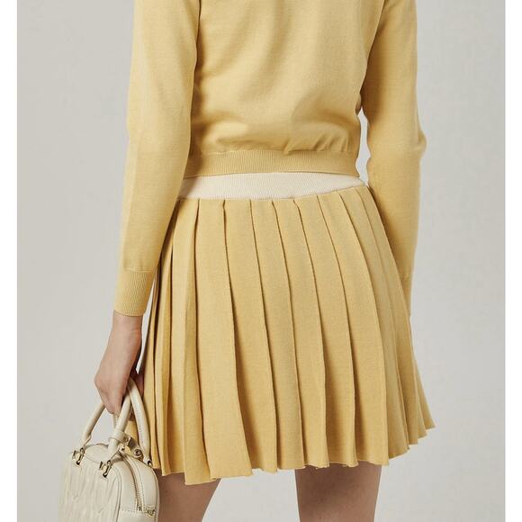 Miss Rosier Wool Stretch Pleated Y2K Mini Skirt M/L Preppy Academia $118 - Picture 3 of 7